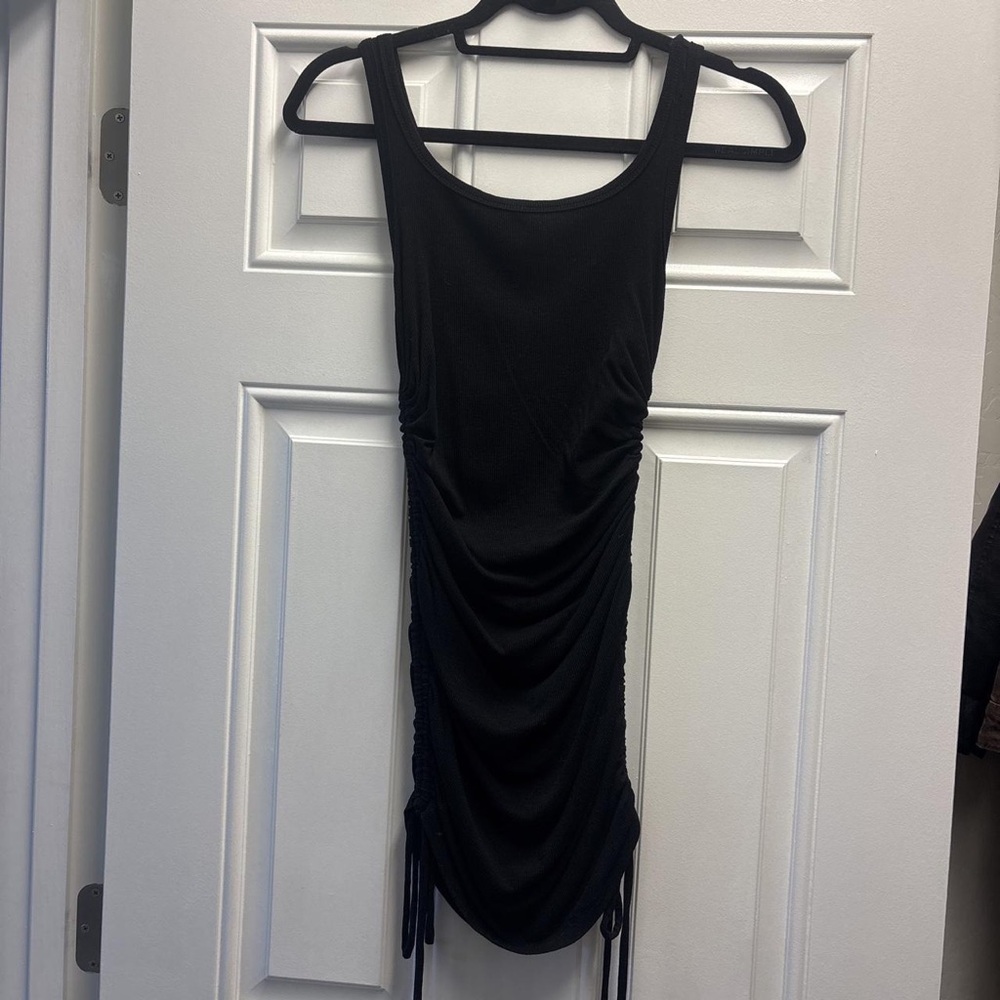 Scoop Neck Black Ruched Tank Top